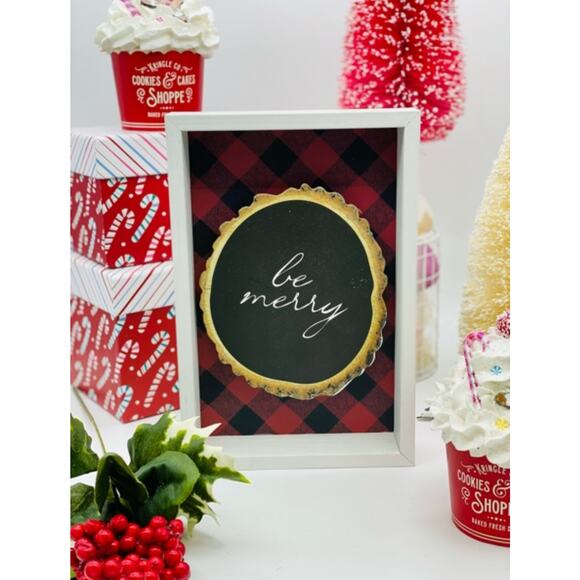 New 2 Pictures in one! Wooden Holiday Frame - Picture 1 of 2